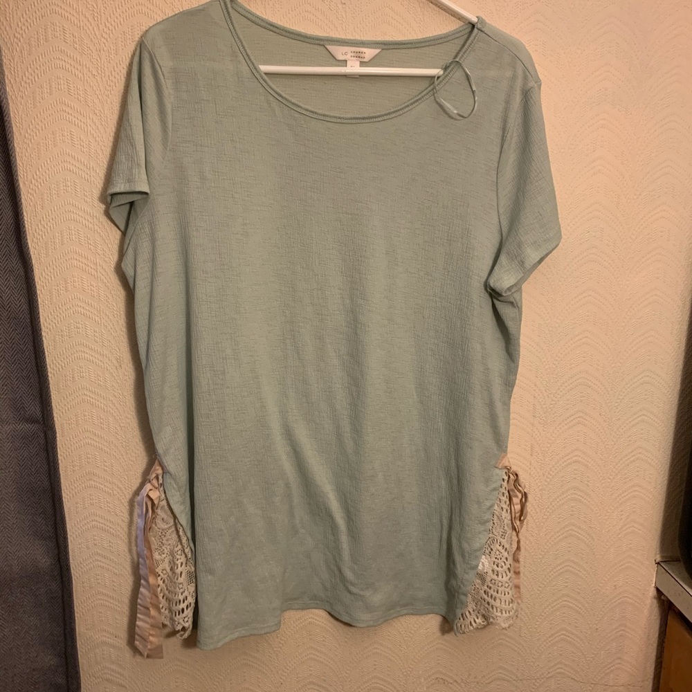 Lauren Conrad Top